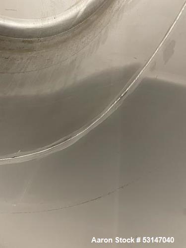 L&A Process Systems Inc. 2,000 Gallon 304 Stainless Steel Tank.