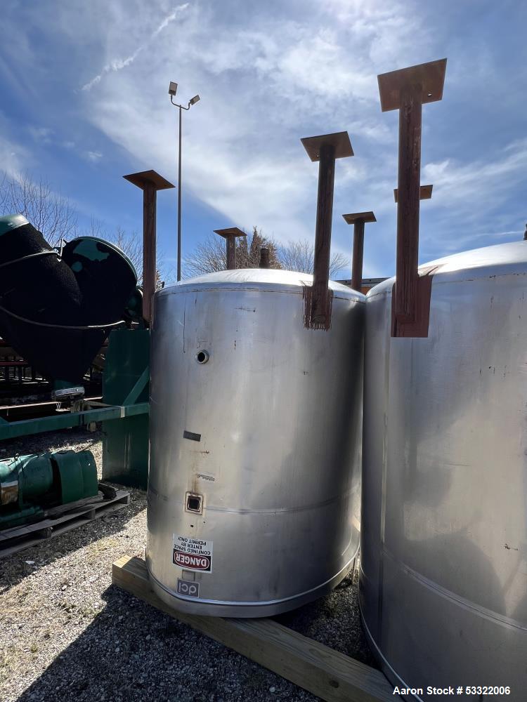 DCI 1,000 Gallon Stainless Steel Tank