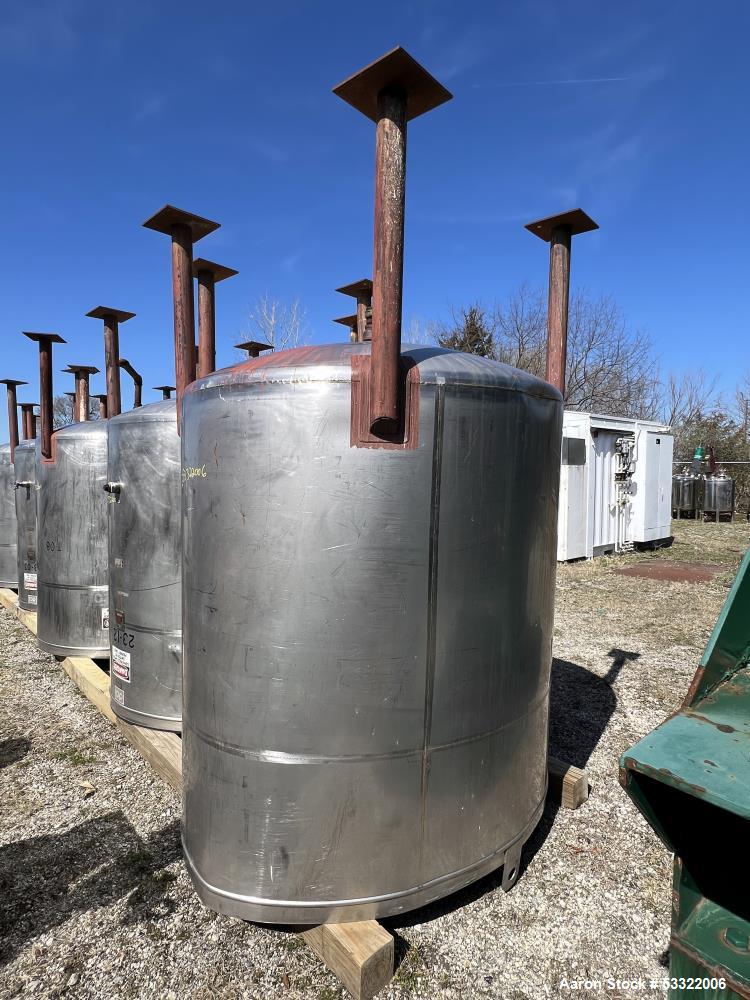 DCI 1,000 Gallon Stainless Steel Tank