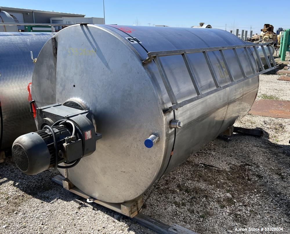 1,200 Gallon Stainless Steel Mix Tank