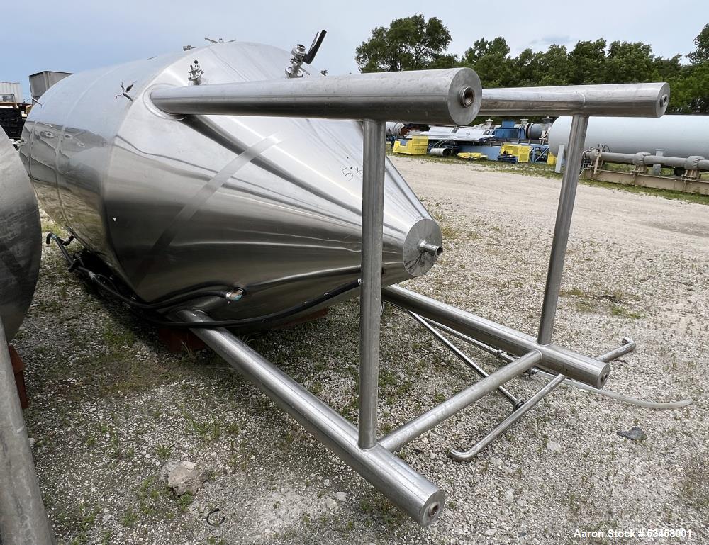 Brew Tank, Approximately 2000 Gallons Capacity, 304 Stainless Steel