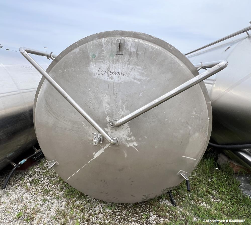 Brew Tank, Approximately 2000 Gallons Capacity, 304 Stainless Steel