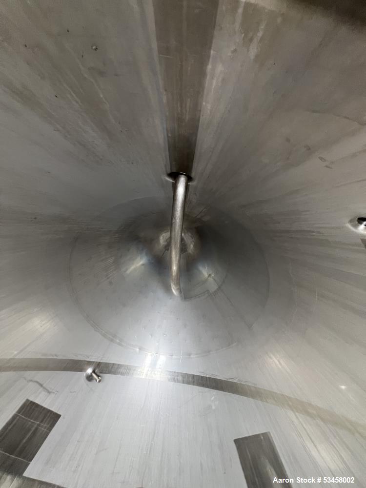 Brew Tank, Approximately 2000 Gallons Capacity, 304 Stainless Steel