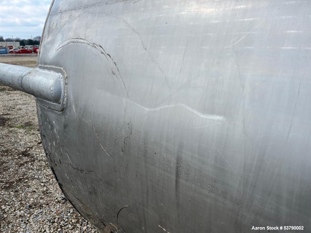 Used 3,400 Gallon Vertical Stainless Steel Tank – 304 SS, 88" Diameter, 6-Leg Base