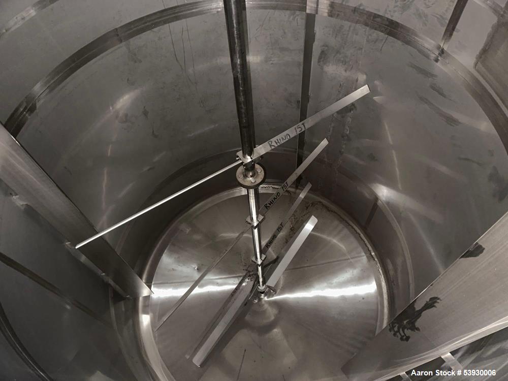 Used ICCNW Single wall 316 stainless steel mixing tank, 99IN. diameter x 11FT high, 4,605 gallon capacity, (TK 224 / 26819), 4 blade agitator with 5HP drive, mounted on (2) load cells (only 2/4 insta...