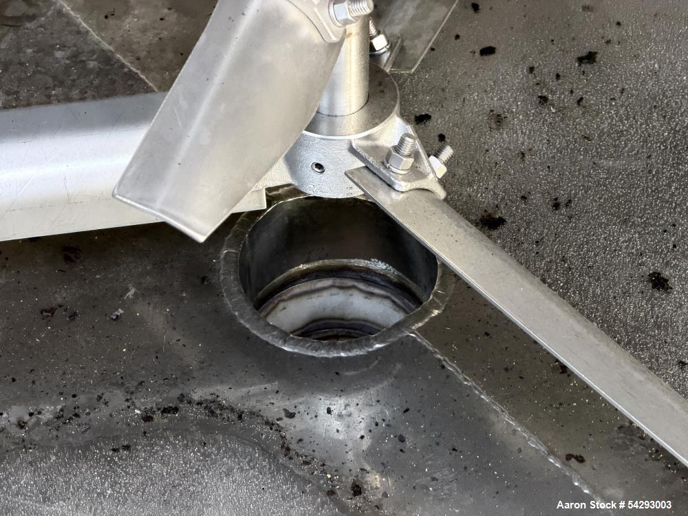 Used 1,250 Gallon 304 Stainless Steel Vertical Mix Tank – Dual Turbine Agitator, Baffled