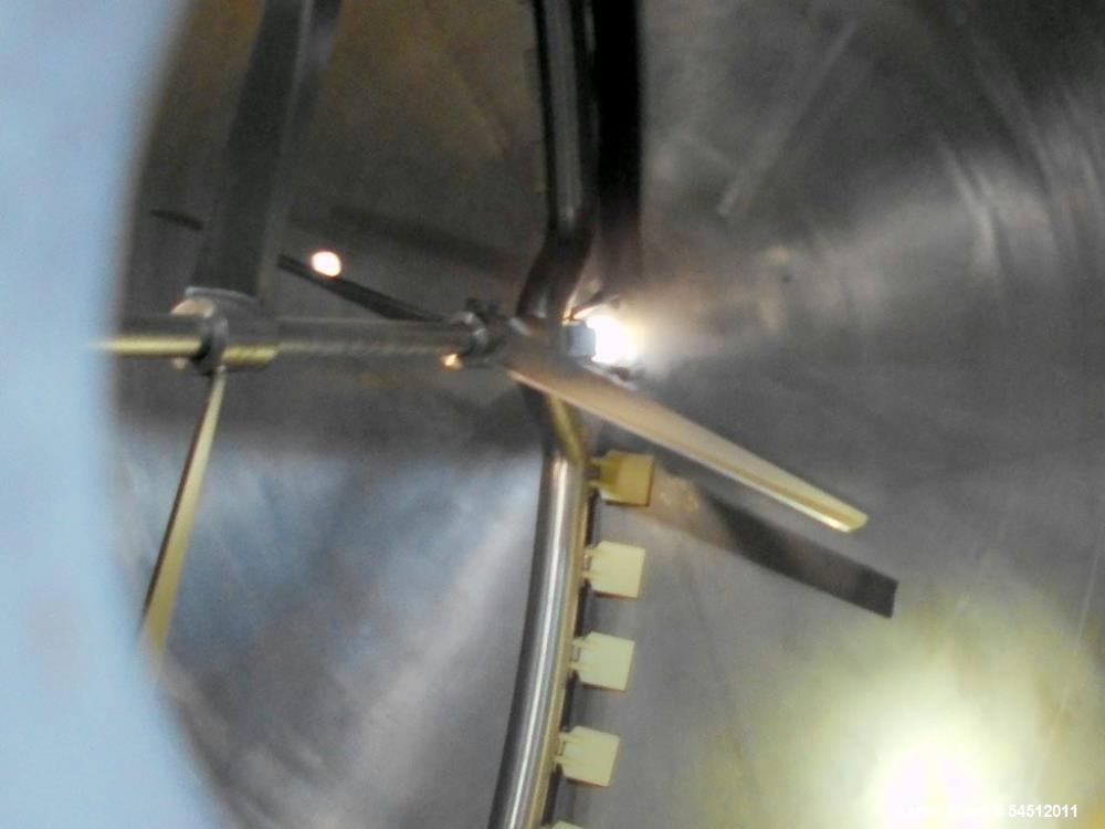 Unused 2,000 Gallon 316 Stainless Steel Process Tank with Side Scrape Mixer