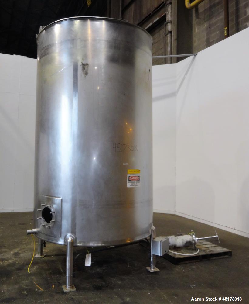 Used A & B Process Systems Tank, Approximately 2000 Gallons, 304 Stainless Stee