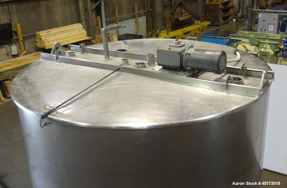 Used A & B Process Systems Tank, Approximately 2000 Gallons, 304 Stainless Stee
