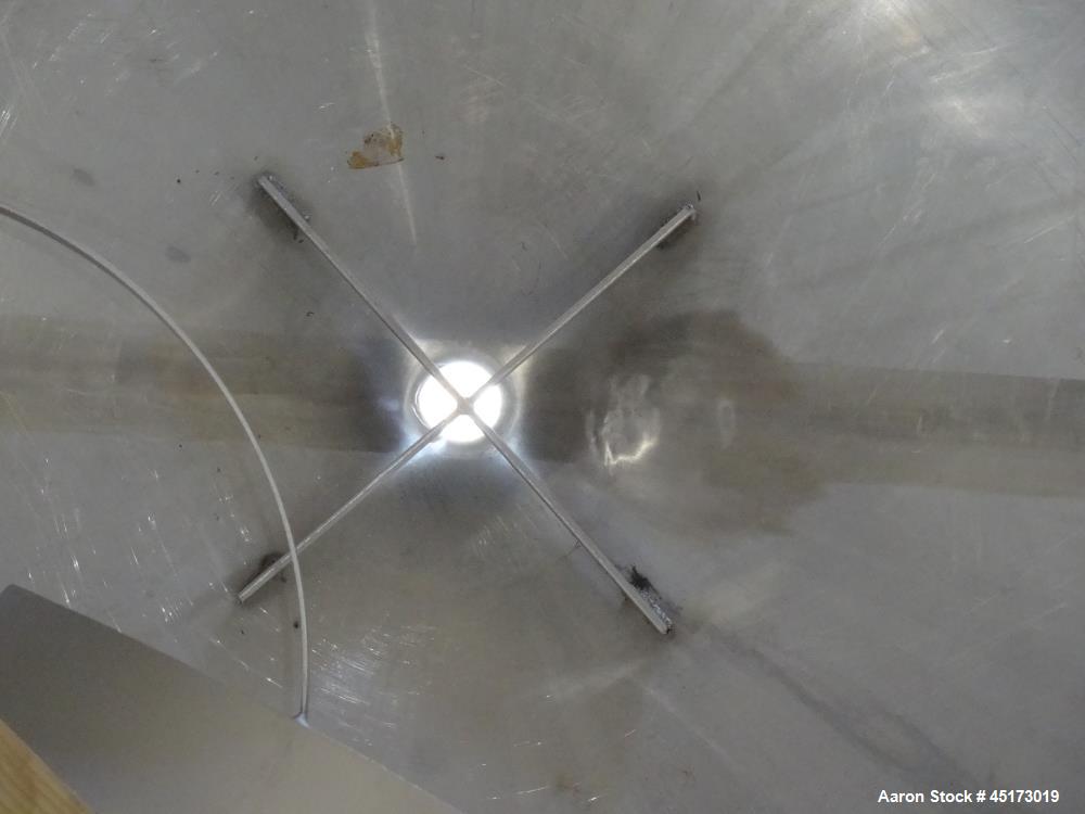 Used A & B Process Systems Tank, Approximately 2000 Gallons, 304 Stainless Stee