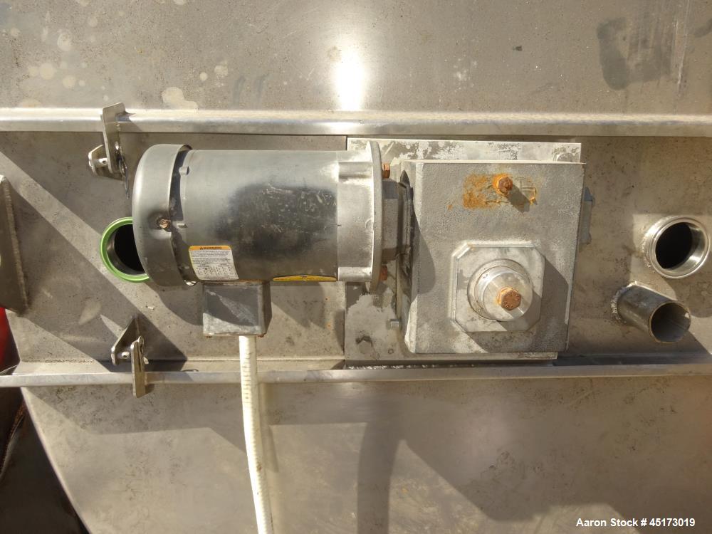 Used A & B Process Systems Tank, Approximately 2000 Gallons, 304 Stainless Stee