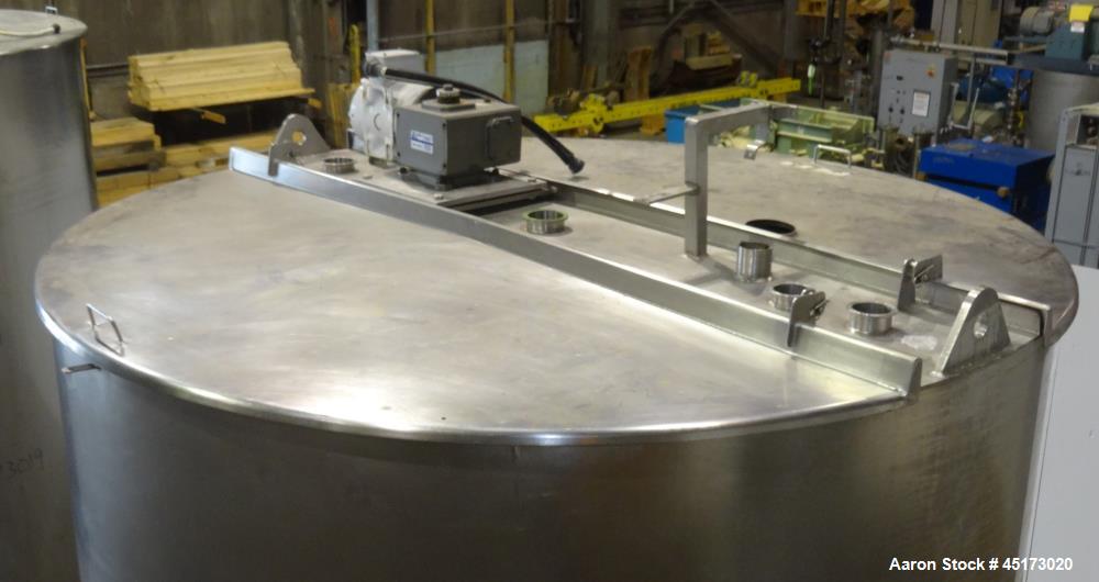 Used A & B Process Systems Tank, Approximately 2000 Gallons, 304 Stainless Stee