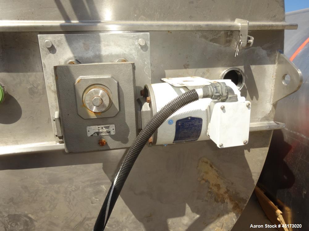 Used A & B Process Systems Tank, Approximately 2000 Gallons, 304 Stainless Stee