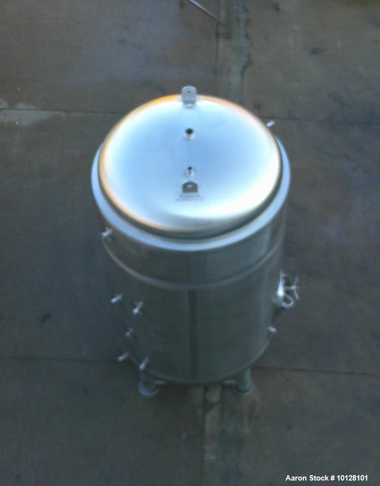 Used 4,500 Liter Stainless Steel Beer Barrel Tank | Jacketed Brewery Process Vessel