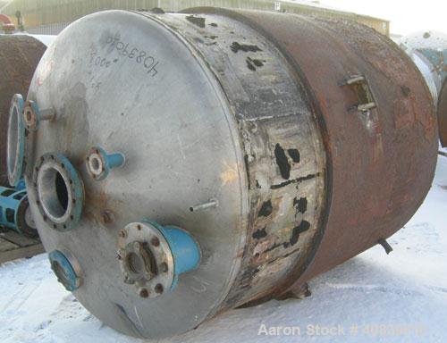Used Acme Tank, 1500 Gallon, 304 Stainless Steel, Vertical. 72" Diameter x 84" straight side, dished top and bottom. Carbon steel jacket on partial sidewall and bottom head, no rating. Top entering L...