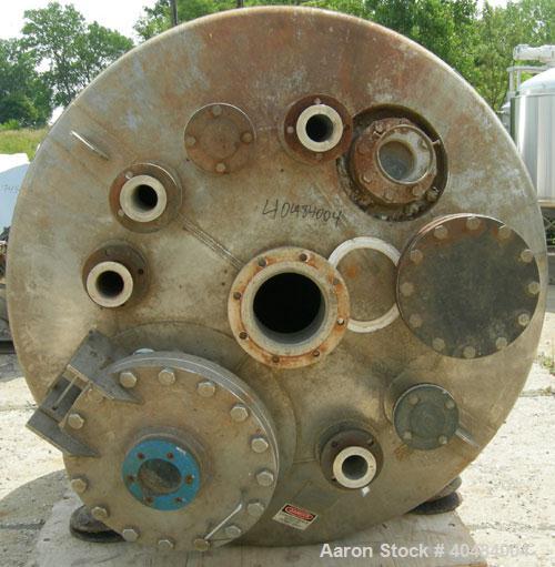 Used Apache Stainless pressure tank, 1000 gallon, 304L stainless steel, vertical. 66" diameter x 66" straight side, dished top and bottom. Internal rated 50/FV at 290 deg F. Insulated with stainless ...