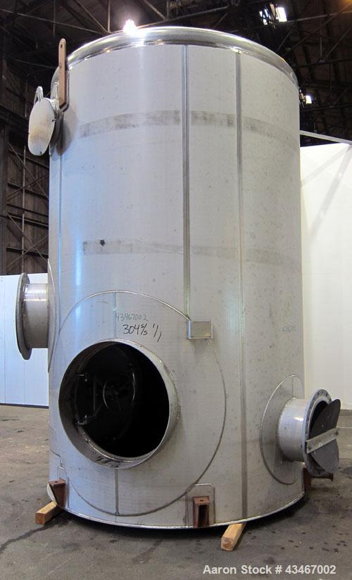 Unused- Apache Stainless Equipment Tank, 4400 Gallon, 304L Stainless Steel, Vertical. 96" Diameter x 144" straight side. Dished top, flat bottom. Internal rated atmospheric at 120 degrees F. Openings...