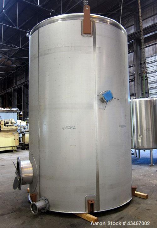 Unused- Apache Stainless Equipment Tank, 4400 Gallon, 304L Stainless Steel, Vertical. 96" Diameter x 144" straight side. Dished top, flat bottom. Internal rated atmospheric at 120 degrees F. Openings...