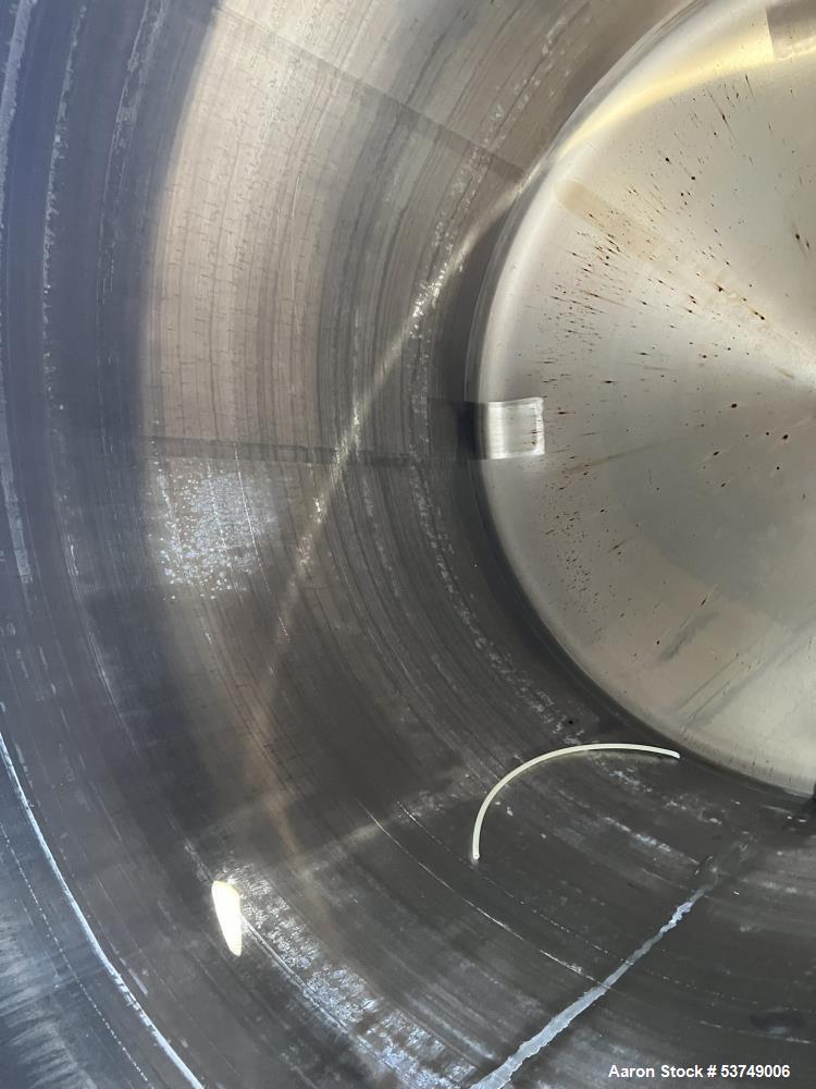 Cherry Burrell Model CV 2,000 Gallon Stainless Steel Vertical Tank