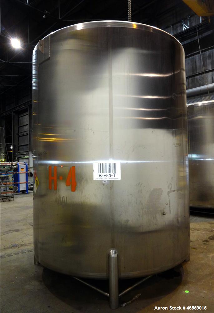 Used Cherry Burrell Tank, 4,500 Gallon, 316 Stainless Steel, Vertical.