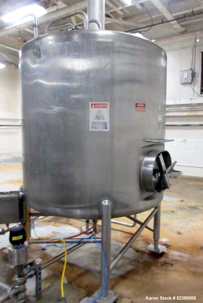 Used- Cherry Burrell 1,000 Gallon Stainless Steel Tank, Vertical. Approximate 60" diameter x 76" straight side. Dished top a...