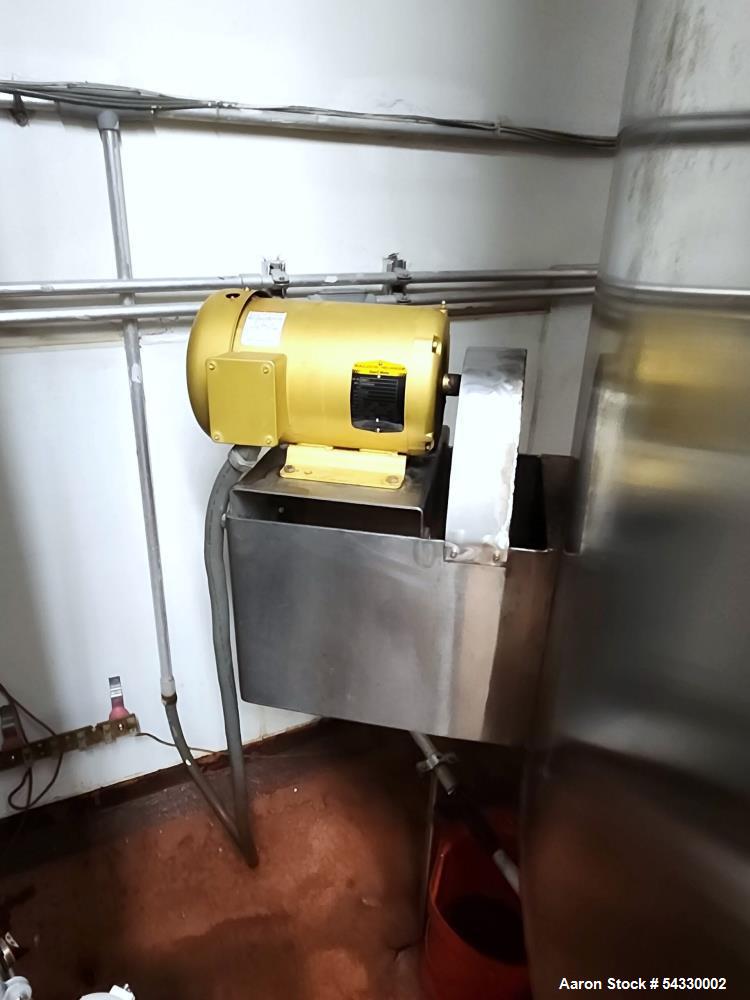 Used Cherry Burrell Vertical Mixing Tank | 3,000 Gallon 304 Stainless Steel Beverage Vessel