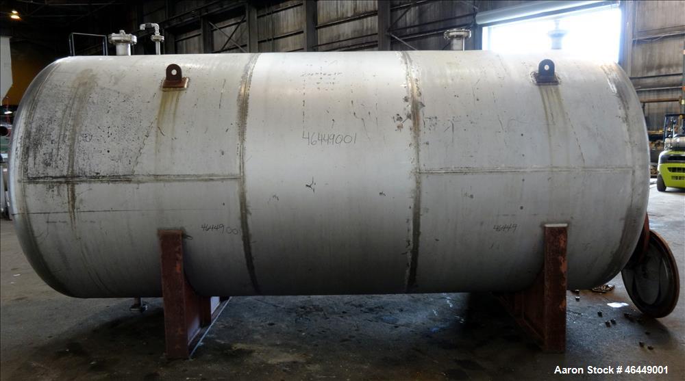Used Circleville Metal Works Pressure Tank, Approximately 4000 Gallons, 304L Stainless Steel, Horizontal. 84" Diameter x 167" straight side, dished Heads. Internal Rated 25 PSI at 350 Degrees F. Open...