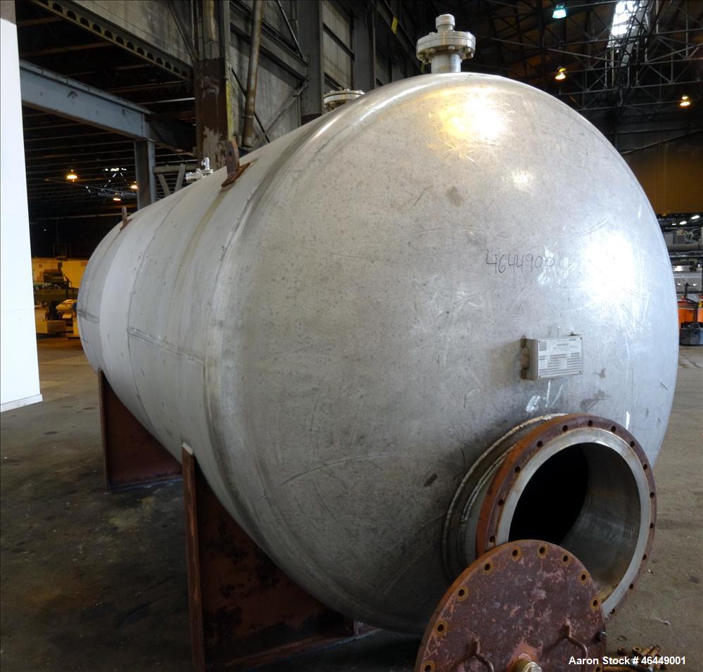 Used Circleville Metal Works Pressure Tank, Approximately 4000 Gallons, 304L Stainless Steel, Horizontal. 84" Diameter x 167" straight side, dished Heads. Internal Rated 25 PSI at 350 Degrees F. Open...