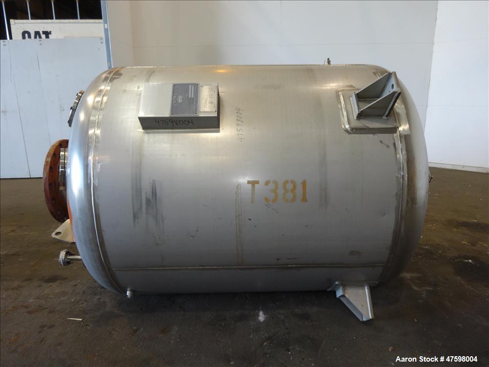 Unused- Crown Iron Works Pressure Tank, 1100 Gallon, 304L Stainless Steel, Verti