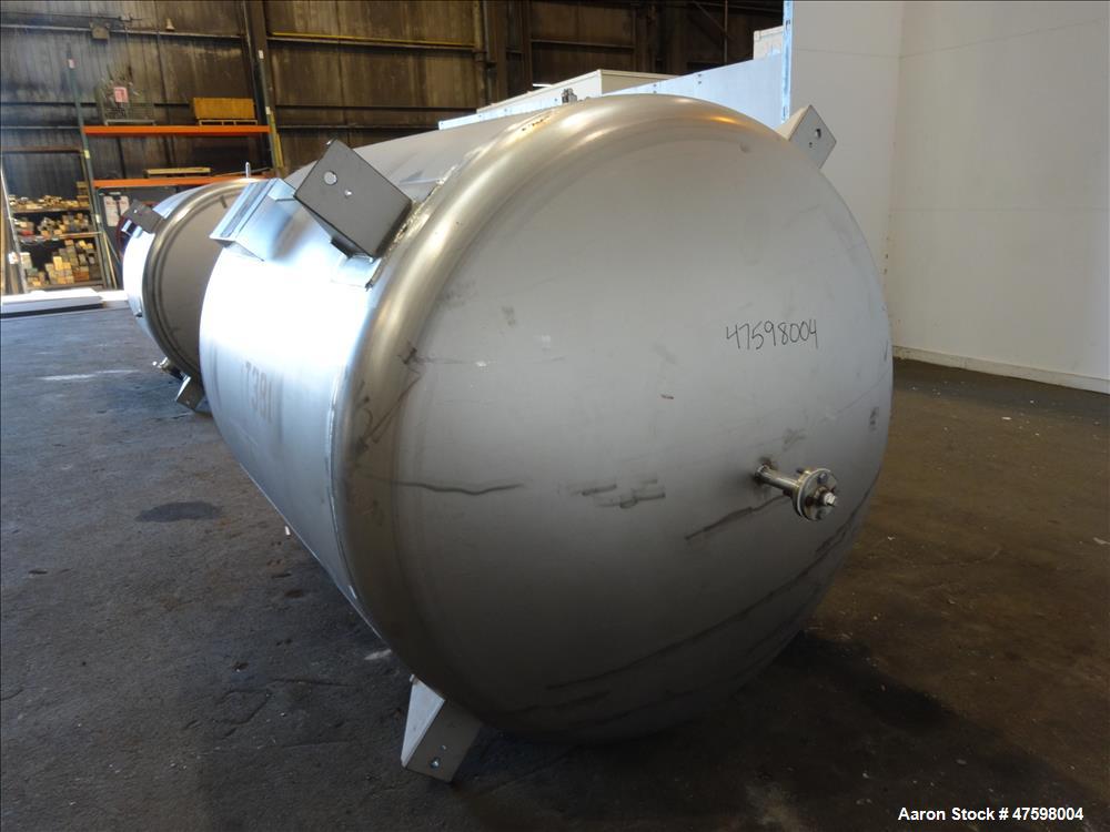 Unused- Crown Iron Works Pressure Tank, 1100 Gallon, 304L Stainless Steel, Verti