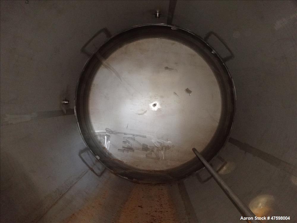 Unused- Crown Iron Works Pressure Tank, 1100 Gallon, 304L Stainless Steel, Verti