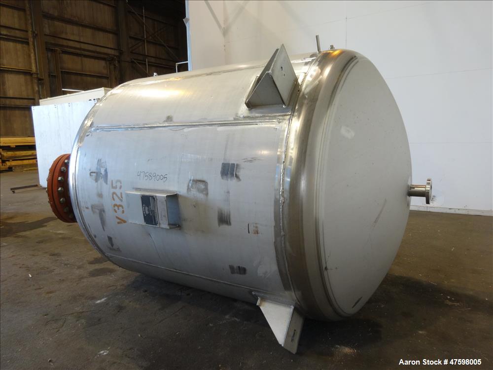 Unused- Crown Iron Works Pressure Tank, 2100 Gallon, 304L Stainless Steel, Verti