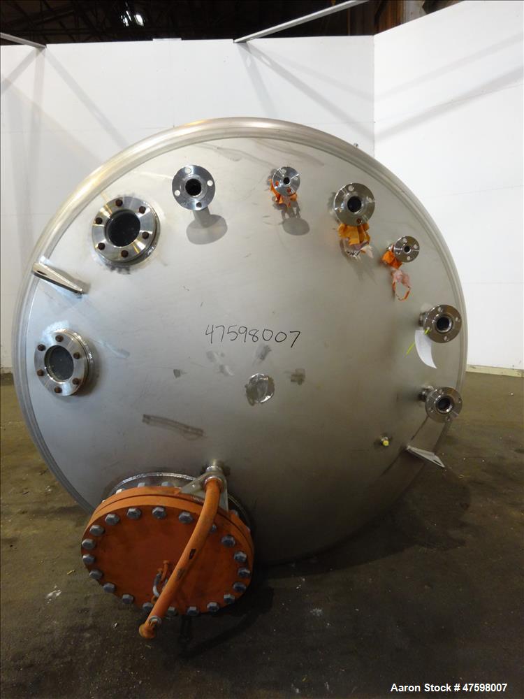 Unused- Crown Iron Works Pressure Tank, 2100 Gallon, 304L Stainless Steel, Verti