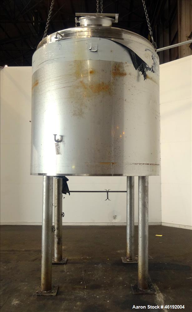 Used Custom Metalcraft Tank, Model 1188300, 1,321 Gallon, 304 Stainless Steel, Vertical. Approximately 76" diameter x 60" straight side. Dished top and bottom. Insulated with stainless steel sheathin...