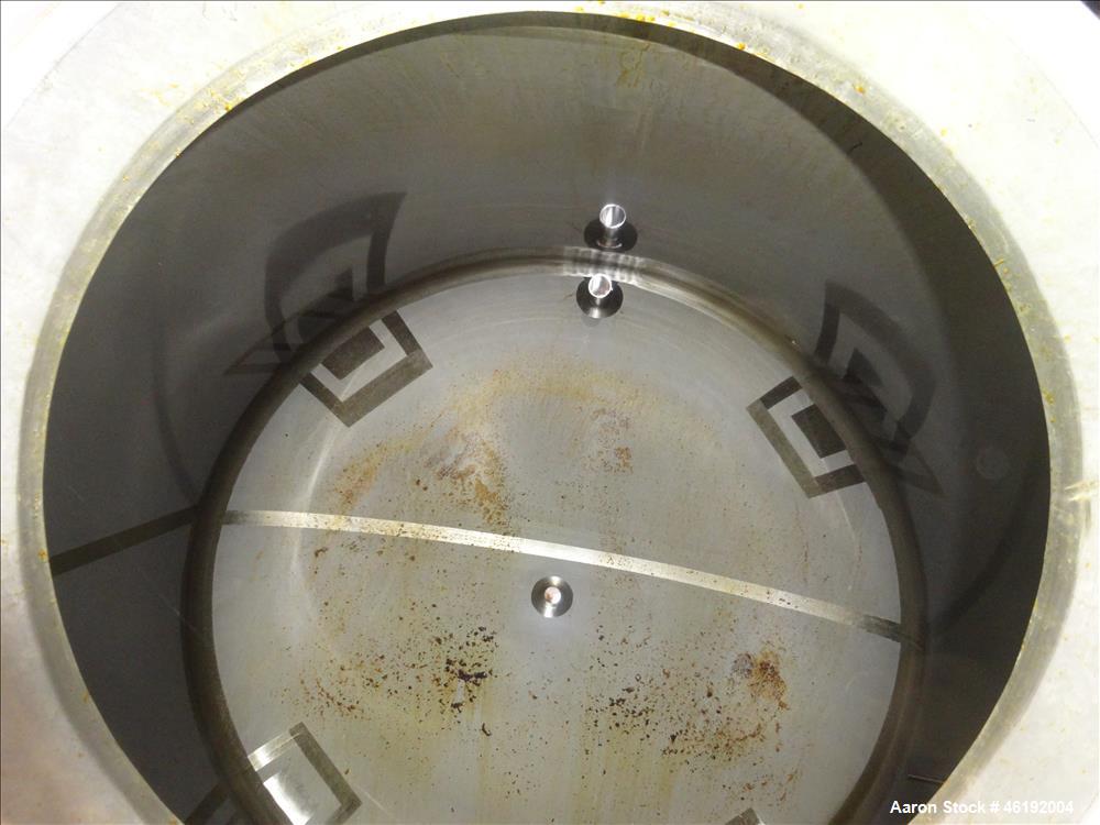 Used Custom Metalcraft Tank, Model 1188300, 1,321 Gallon, 304 Stainless Steel, Vertical. Approximately 76" diameter x 60" straight side. Dished top and bottom. Insulated with stainless steel sheathin...