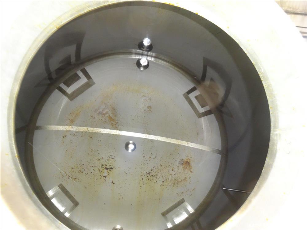 Used Custom Metalcraft Tank, Model 1188300, 1,321 Gallon, 304 Stainless Steel, Vertical. Approximately 76" diameter x 60" straight side. Dished top and bottom. Insulated with stainless steel sheathin...