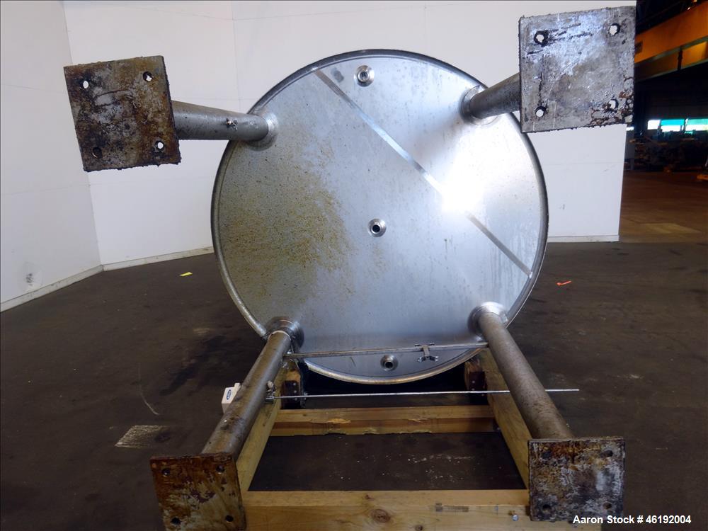 Used Custom Metalcraft Tank, Model 1188300, 1,321 Gallon, 304 Stainless Steel, Vertical. Approximately 76" diameter x 60" straight side. Dished top and bottom. Insulated with stainless steel sheathin...