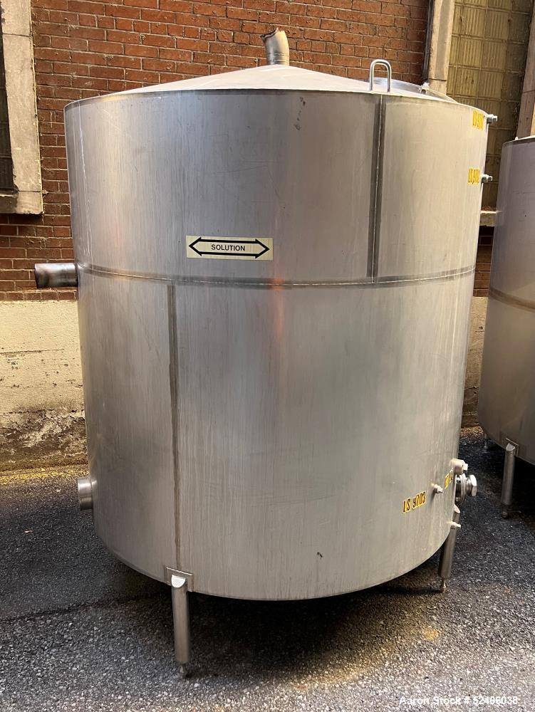 Used-Industries D'Acler Tank, Approximate 4730 Liter (1249 Gallon), 316 Stainless Steel, Vertical. Approximate 72" diameter ...
