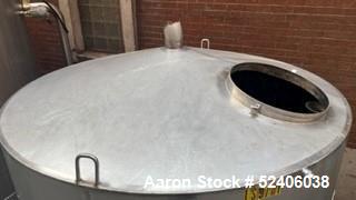 Used Industries D'Acler Tank, Approximate 4730 Liter (1249 Gallon), 316 Stainless Steel, Vertical. Approximate 72" diameter x 72" straight side, coned top & bottom. Mounted on 4 stainless legs. Seria...