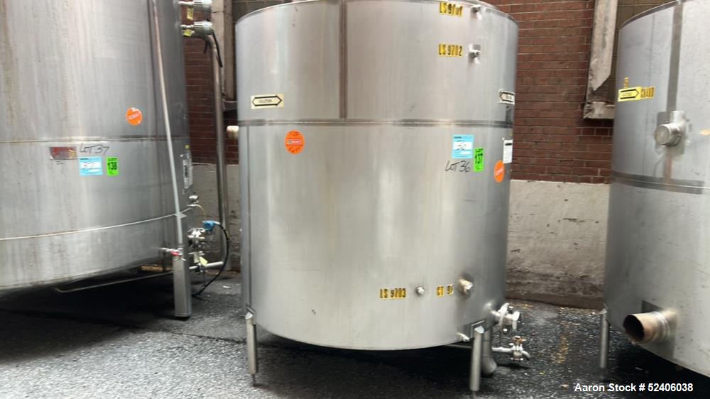 Used Industries D'Acler Tank, Approximate 4730 Liter (1249 Gallon), 316 Stainless Steel, Vertical. Approximate 72" diameter x 72" straight side, coned top & bottom. Mounted on 4 stainless legs. Seria...