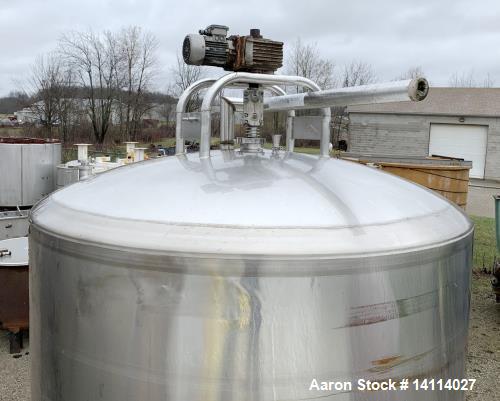 Used DCI 3,0000 Gallon Stainless Steel Tank