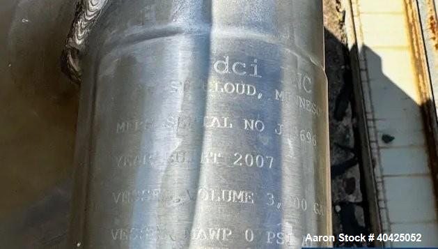 Used DCI 3,000 Gallon Stainless Steel Mix Tank – 316 SS, Agitated, Vertical