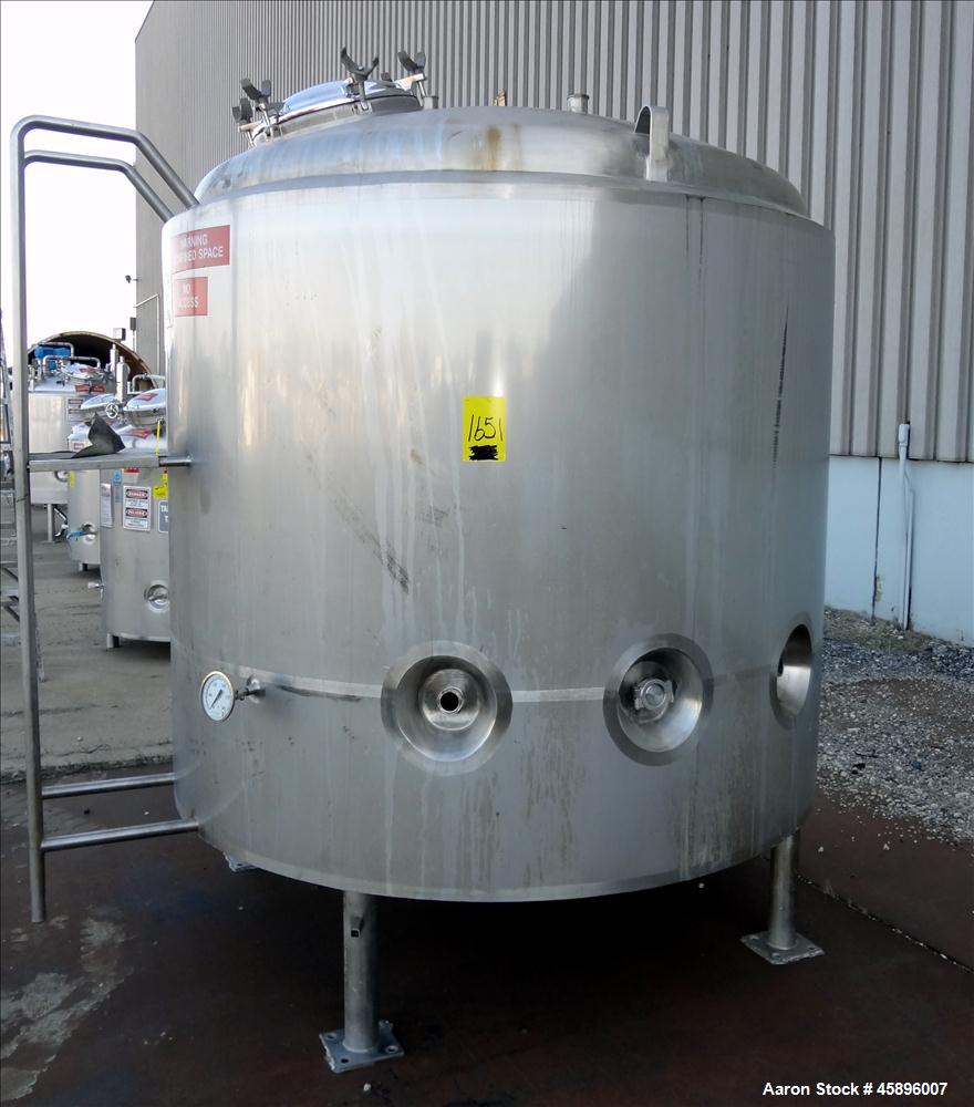 Used DCI Pressure Tank, 1000 Gallon, 316L Stainless Steel, Vertical. 76" Diameter x 52" straight side, dished top and bottom. 180 Grit finished internal rated 30/-15 psi at -20 to 300 degrees F. Insu...