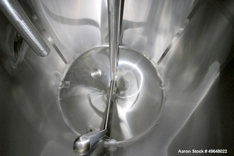 Used 1000 Gallon Stainless Steel Single Wall Tank