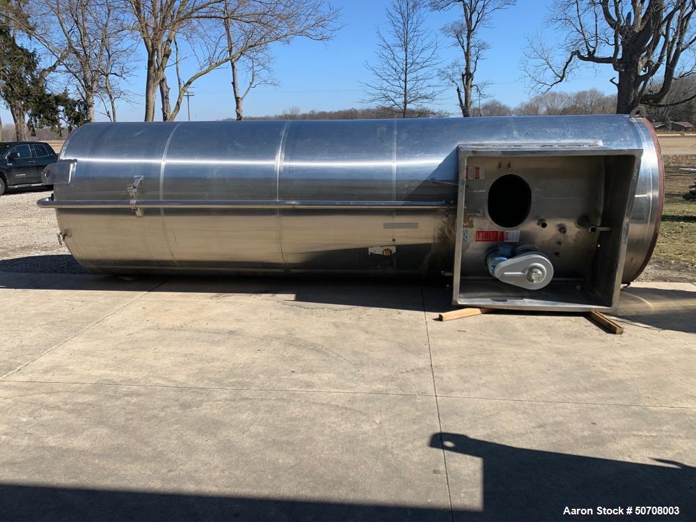 Used- DCI Silo, 3,000 Gallons, 304 Stainless Steel