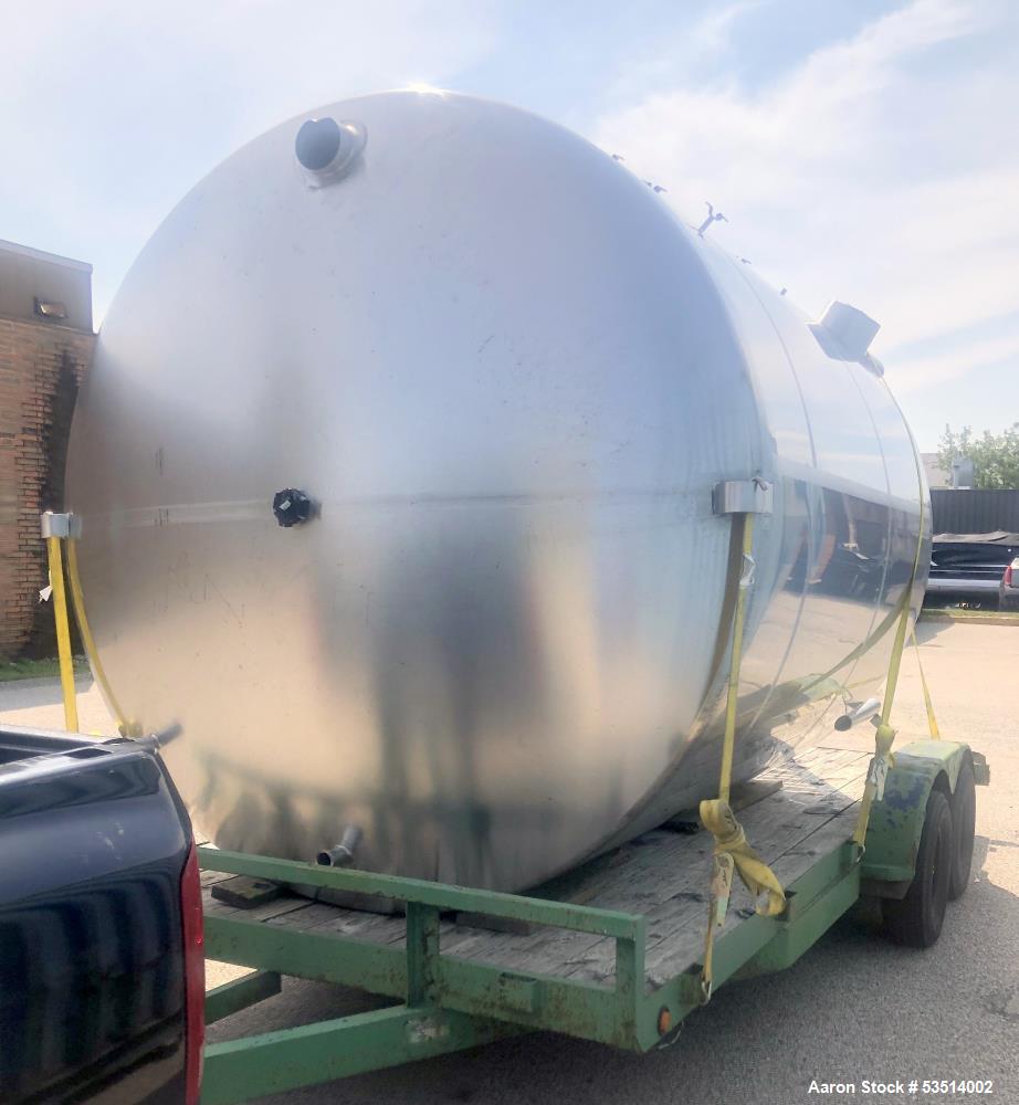 Used DCI 3,500 Gallon Stainless Steel Tank, Vertical. Single wall. Dished top