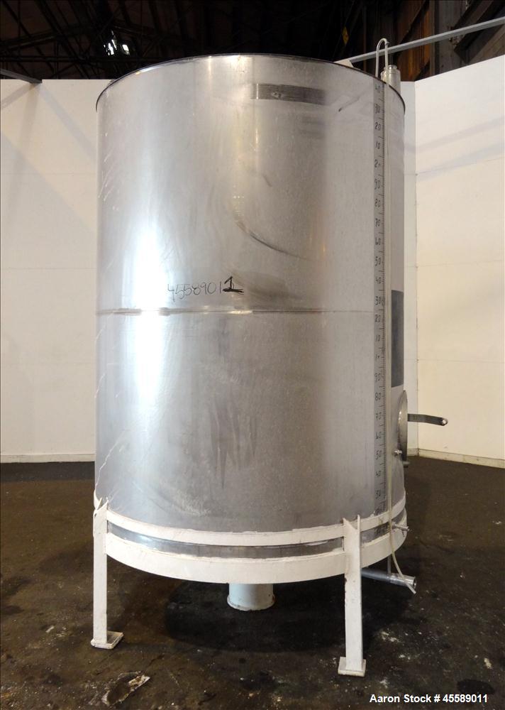 Used 2500 Gallon Douglas Brothers 304 Stainless Steel Vertical Tank