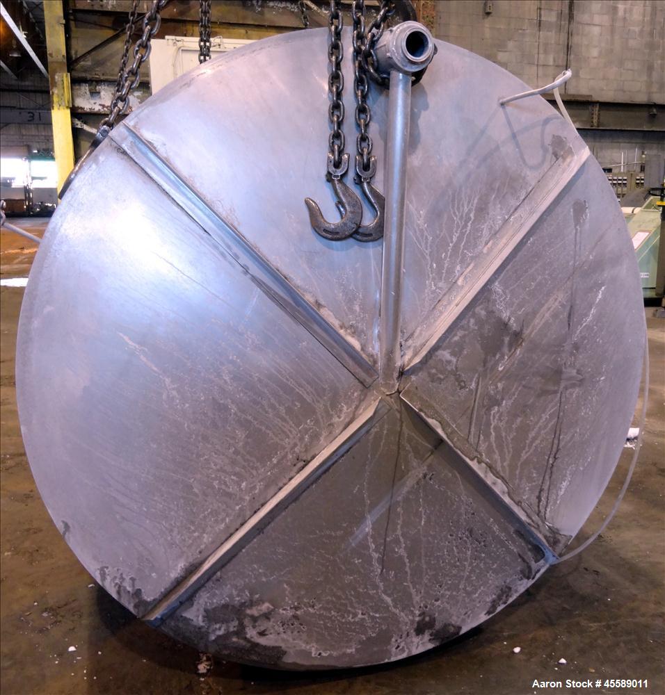Used 2500 Gallon Douglas Brothers 304 Stainless Steel Vertical Tank