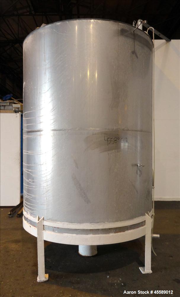 Used 2500 Gallon Douglas Brothers 304 Stainless Steel Vertical Tank
