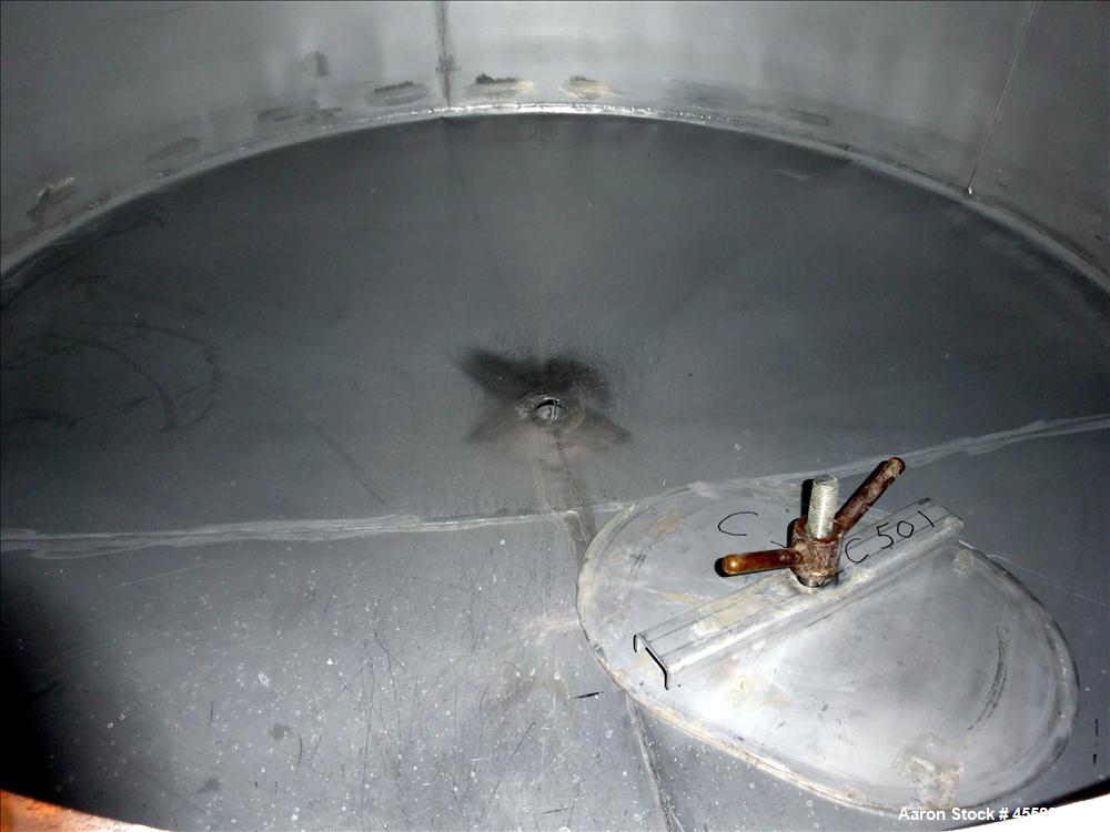 Used 2500 Gallon Douglas Brothers 304 Stainless Steel Vertical Tank